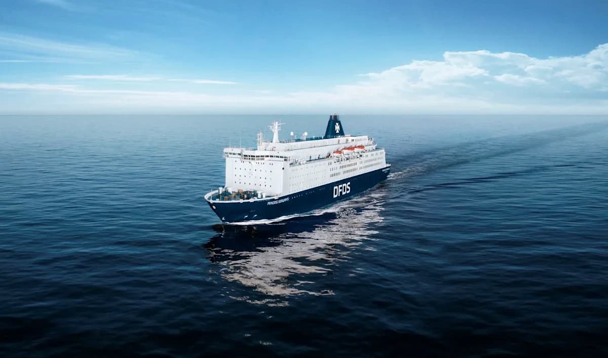 Ferry DFDS entre Douvres et Calais, Newcastle et Amsterdam